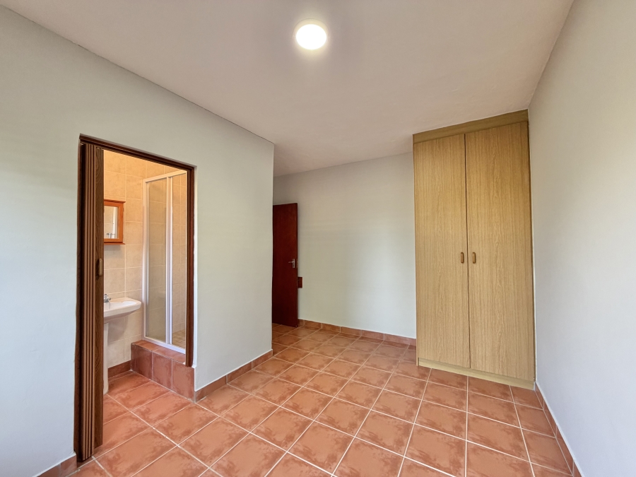 4 Bedroom Property for Sale in Noorsekloof Eastern Cape